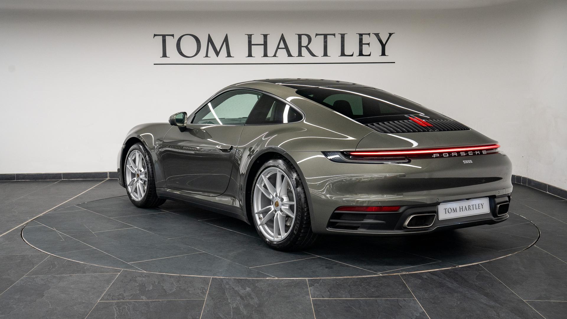 Porsche 911 Photo a7a69e27-fec7-46e3-b630-7796e27f6dda.jpg