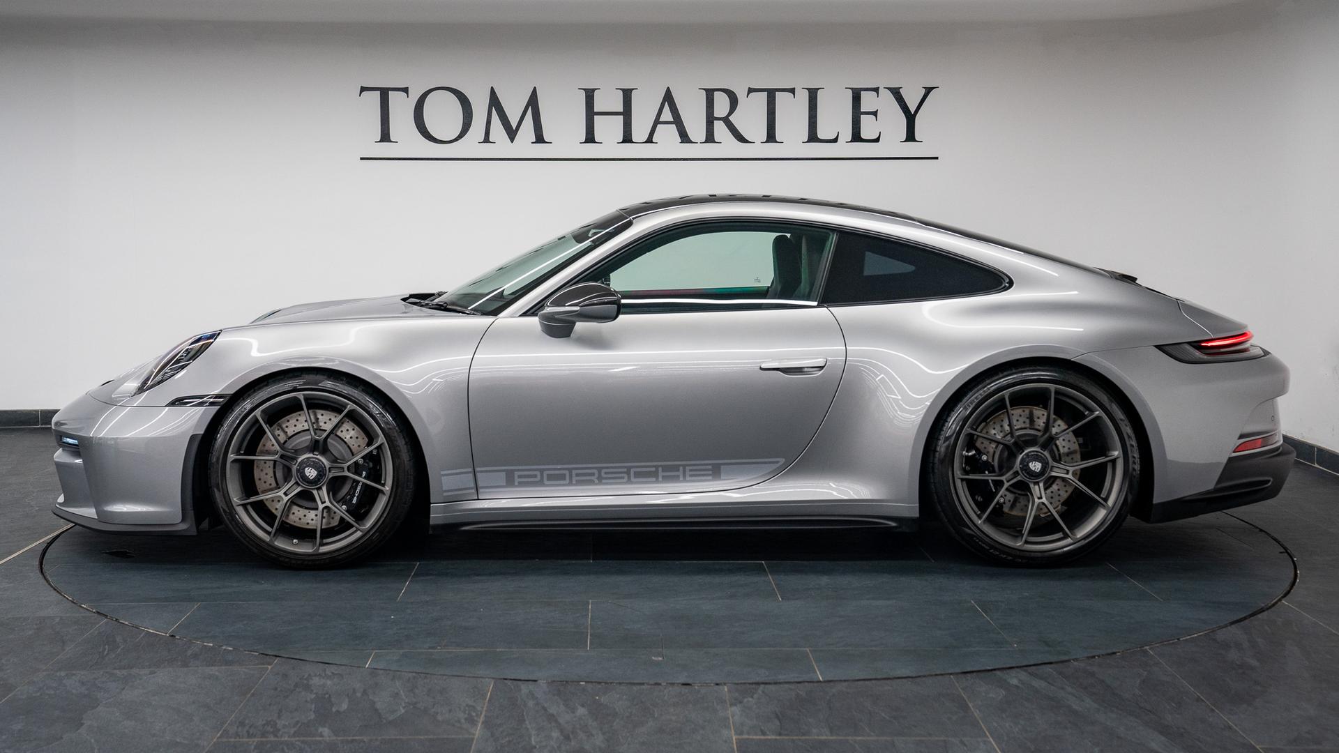 Porsche 911 Photo a7a76647-837f-4e9f-b6cf-cd3e046fa12c.jpg