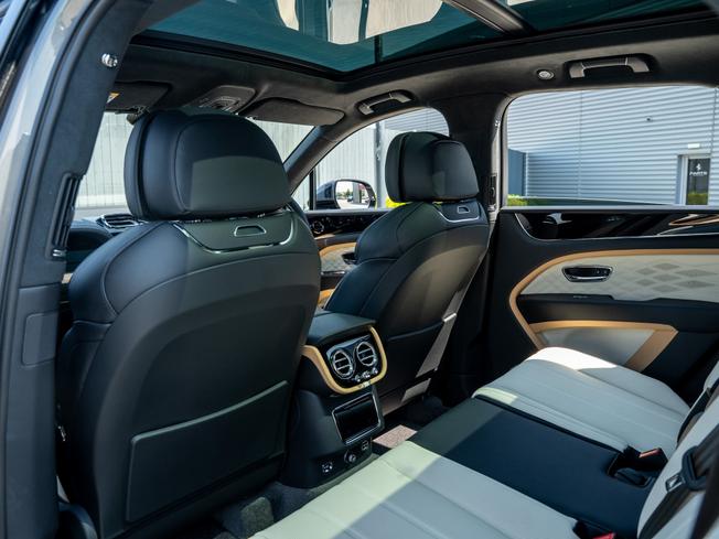 BENTLEY Bentayga  Photo 22