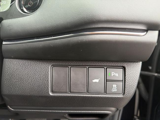 Honda HR-V Photo a7c09f5d-7909-4ee4-8706-c56fb5951a99.jpg
