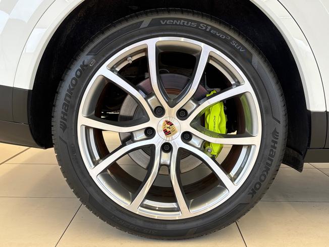 PORSCHE Cayenne Photo 26