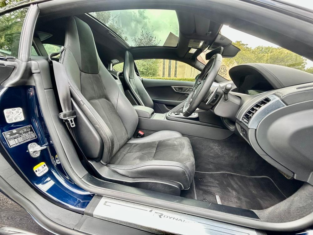 Used Jaguar F-Type RO20UJT 28