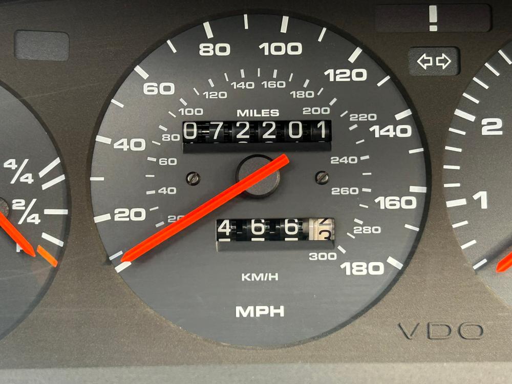 Used Porsche 968 Cabriolet K268BJH 27