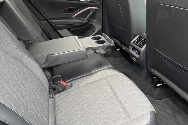 VOLKSWAGEN Tiguan Photo 24