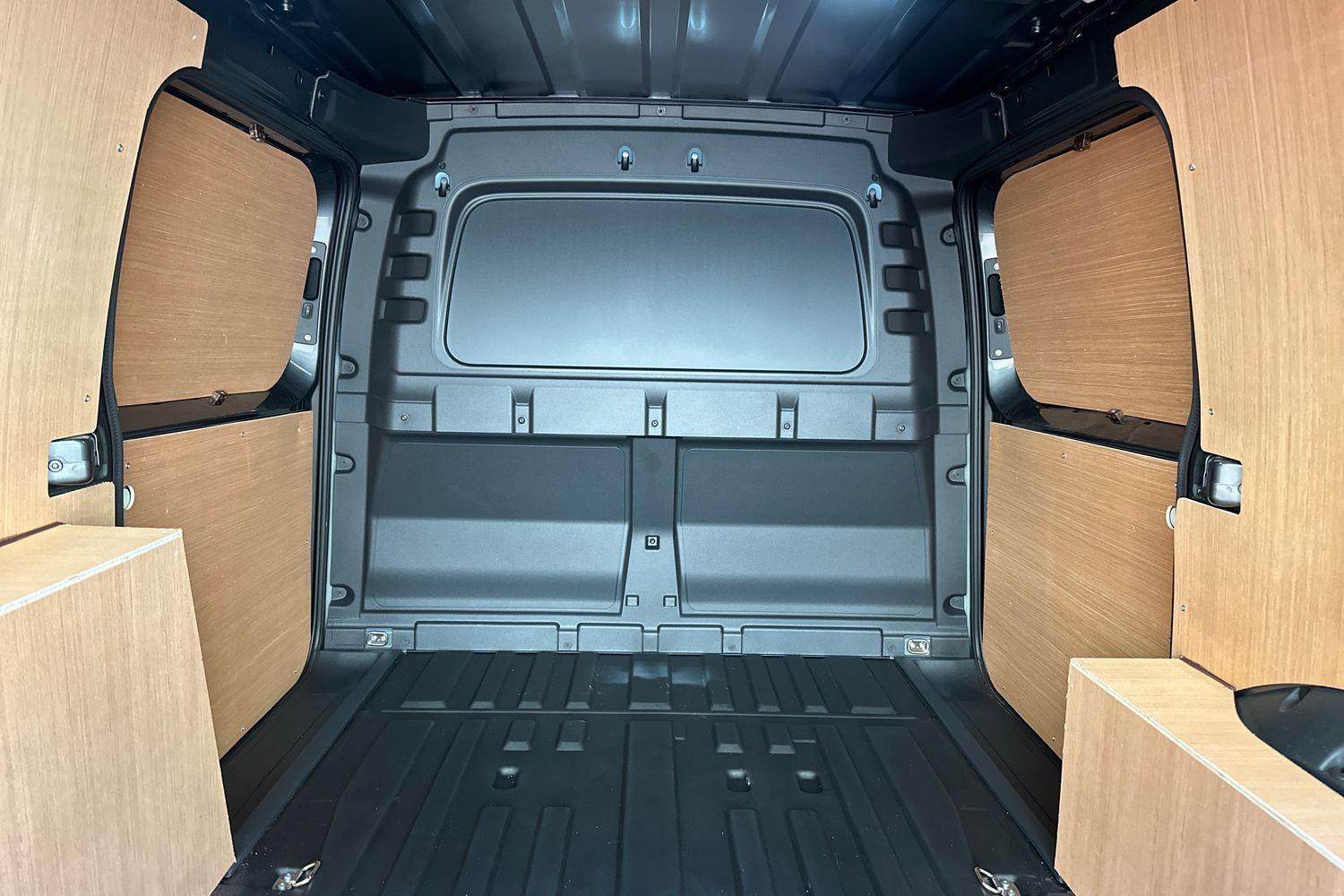 Ford TRANSIT CONNECT Photo 17