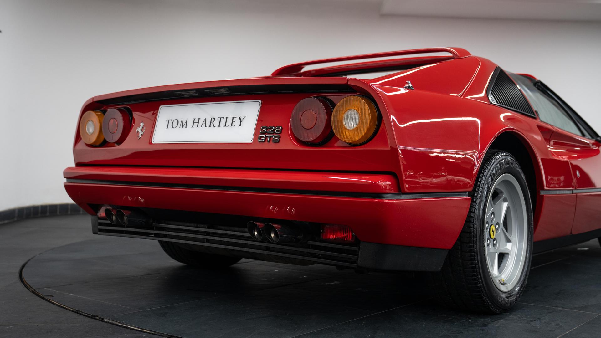 Ferrari 328 Photo a8124175-49a9-4977-9385-6f3df332c2ef.jpg