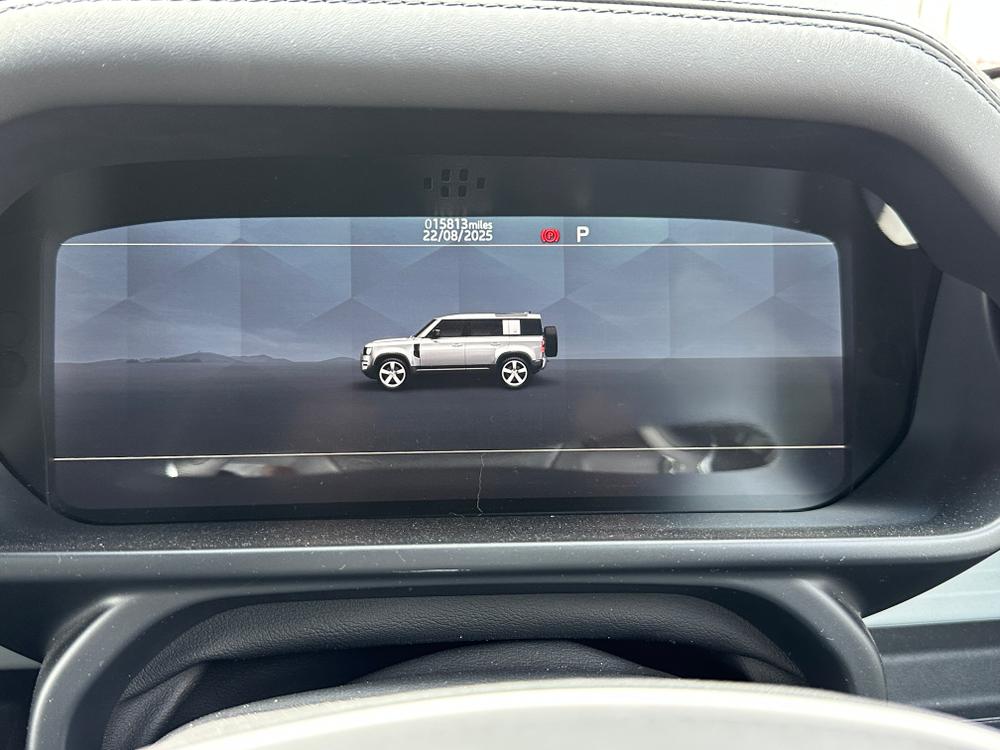 Used Land Rover Defender 110 GX73USE 42