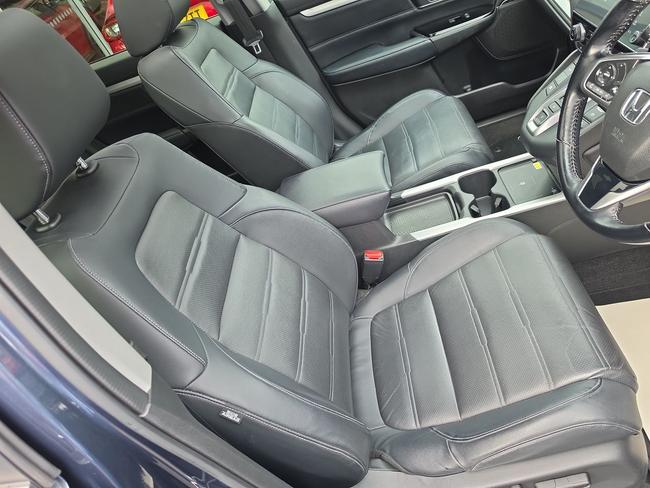 Honda CR-V Photo a81cfd68-da56-4053-8070-3eb3ff4fc9ba.jpg