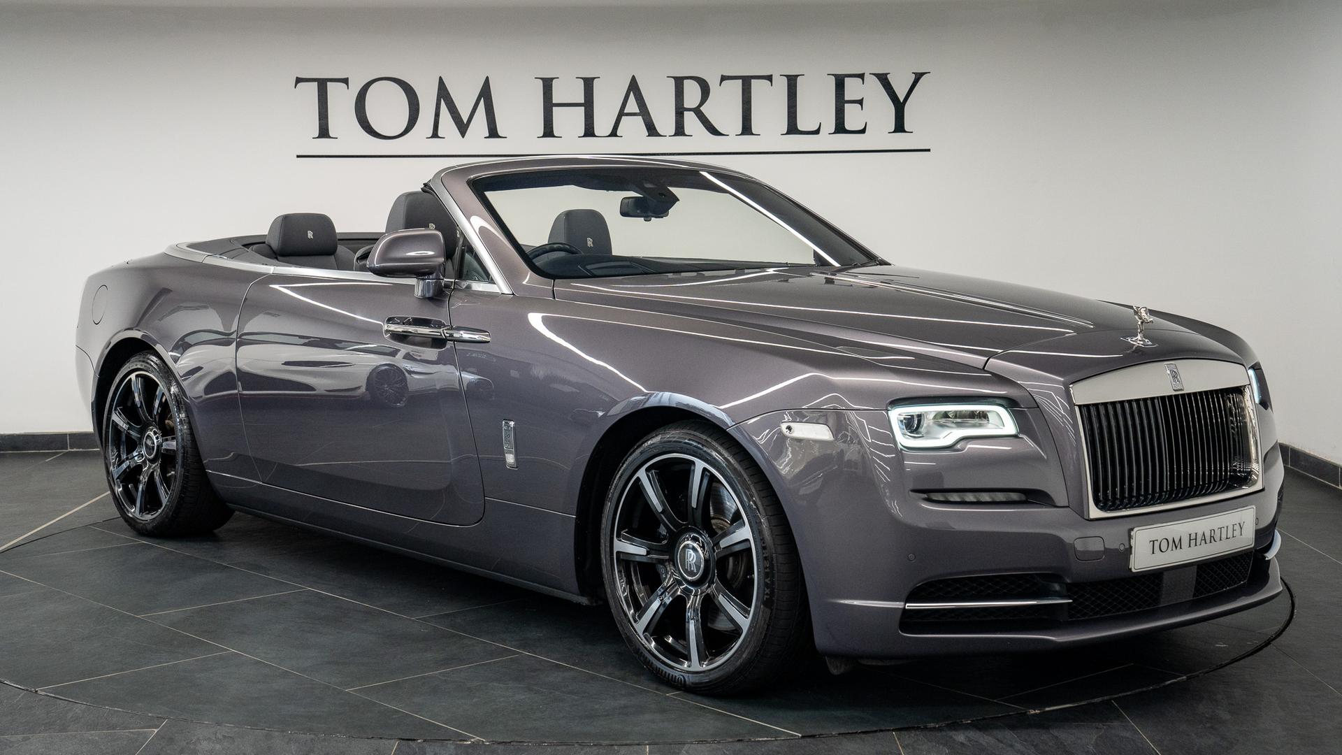 Rolls-Royce Dawn Photo a8213a09-1fbf-4467-939a-adc450f949fe.jpg