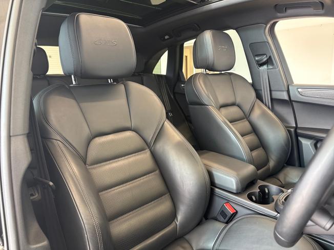 Porsche Macan Photo 13
