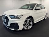 Audi A1 Photo 0
