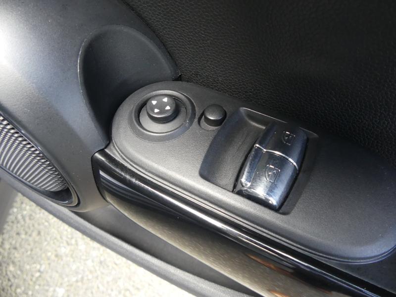 MINI Hatch Photo a84da9ec-2c1c-4db8-a9af-770715b9c275.jpg