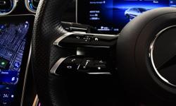 Mercedes-Benz C CLASS Photo 8
