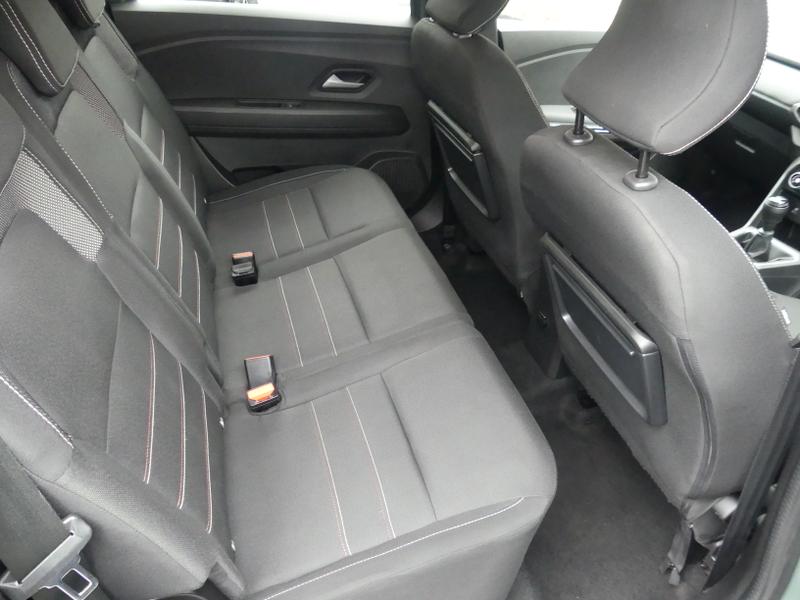 Dacia Jogger Photo a85c0aa3-6e36-45bb-9387-feee4eab85fb.jpg