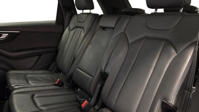 Audi Q7 Photo 7