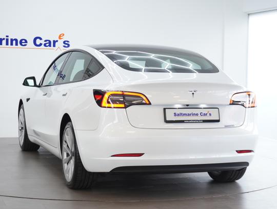 TESLA Model 3 Photo a8627822-78e6-467f-b528-580b24ee671a.jpg