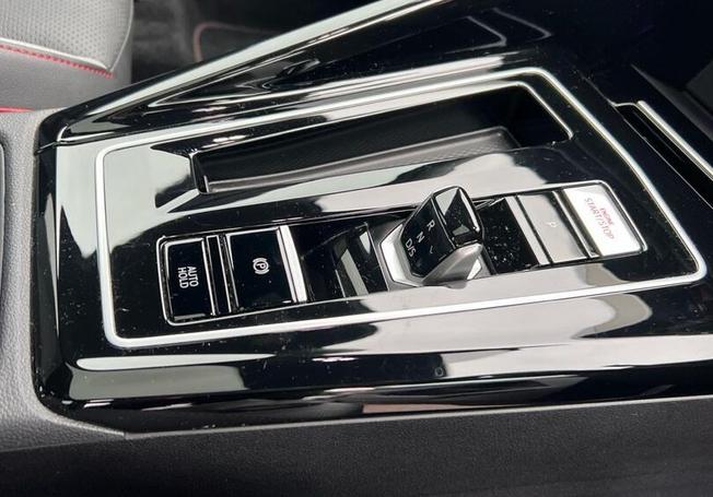 Volkswagen Golf Photo 12