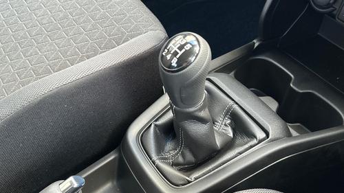 Suzuki Swift Photo a870bea6-fb6f-48cd-a4ea-a1dc4131ebe3.jpg