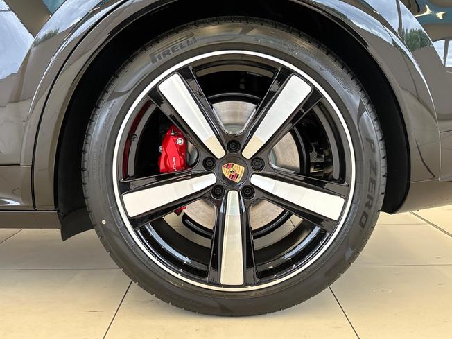 PORSCHE Cayenne Photo 26