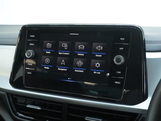 Volkswagen T-Roc Photo a8d8aeeb-859b-4092-a28a-c5cdb22fbd04.jpg