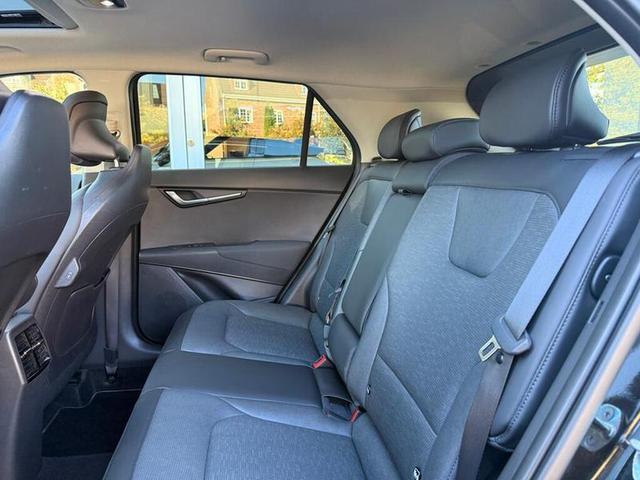 Kia Niro Photo a8d92b6d-b90a-4c6a-8528-f998ffc9db21.jpg