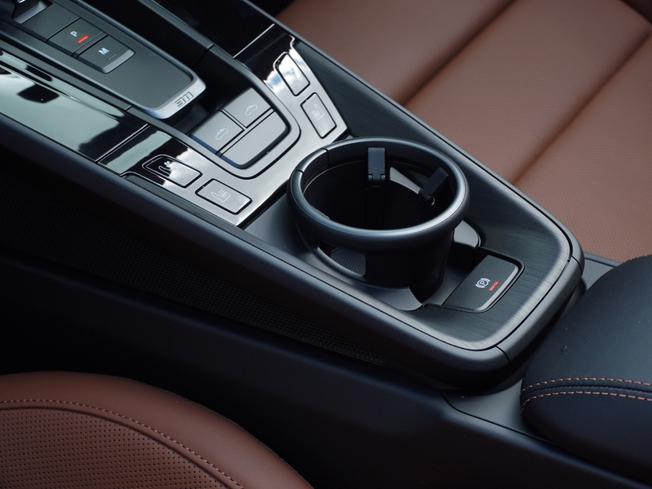 PORSCHE 911 Photo 28