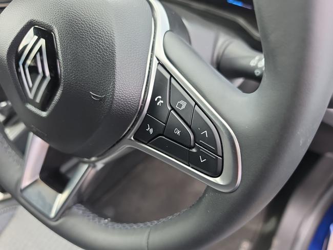 Renault Clio Photo a8f01577-e6c2-4943-a72d-0659ea02065e.jpg