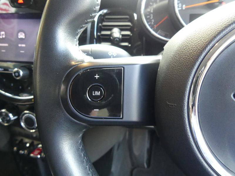 MINI Hatch Photo a9021e06-e035-48ba-b22f-1bff190ecd29.jpg