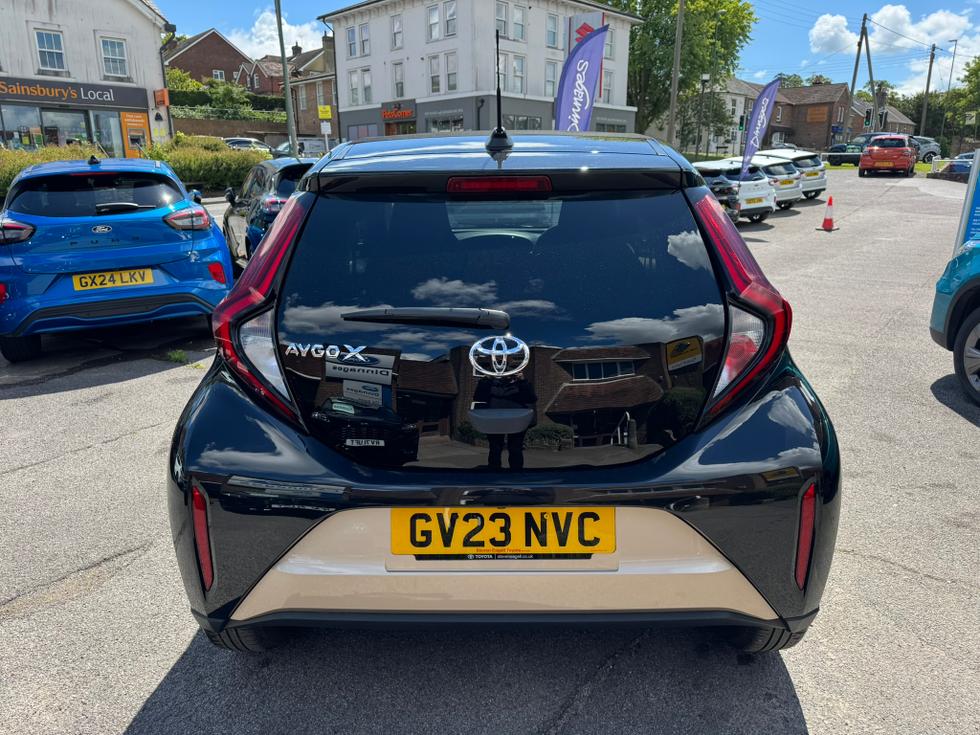 Toyota Aygo X Photo a90f7e5d-0934-4289-9532-45e6a2704fbf.JPEG