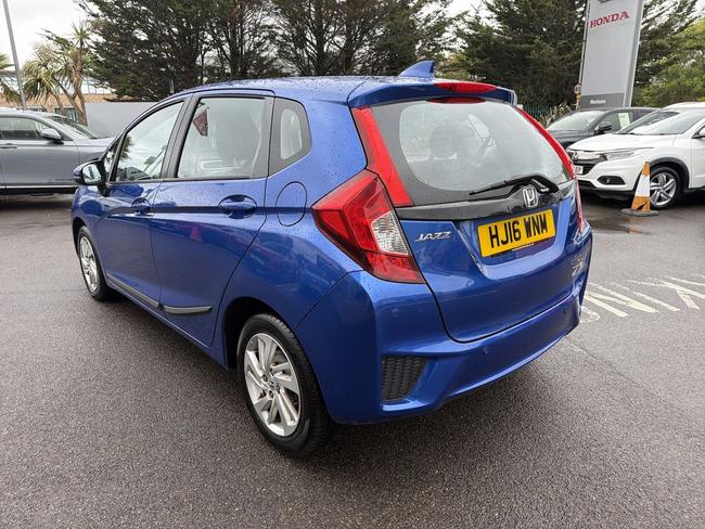 Honda Jazz Photo a9166ca8-9c52-44dc-bf98-3839bf800dd7.jpg
