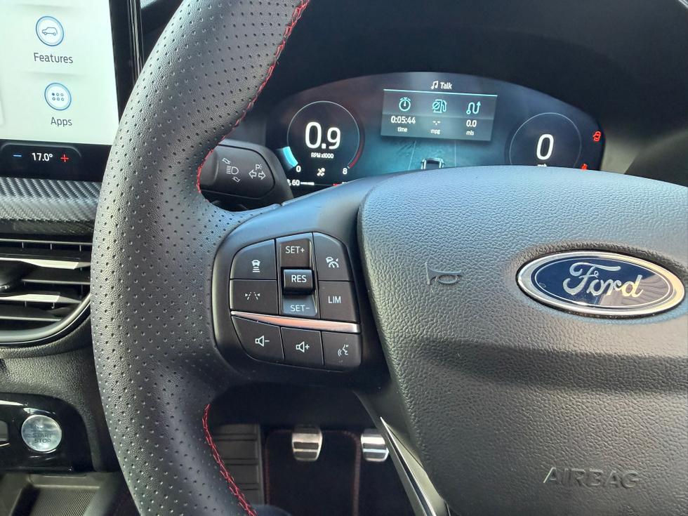 Ford Kuga Photo a9388230-9e9d-4156-9963-d1e6550afa29.JPEG