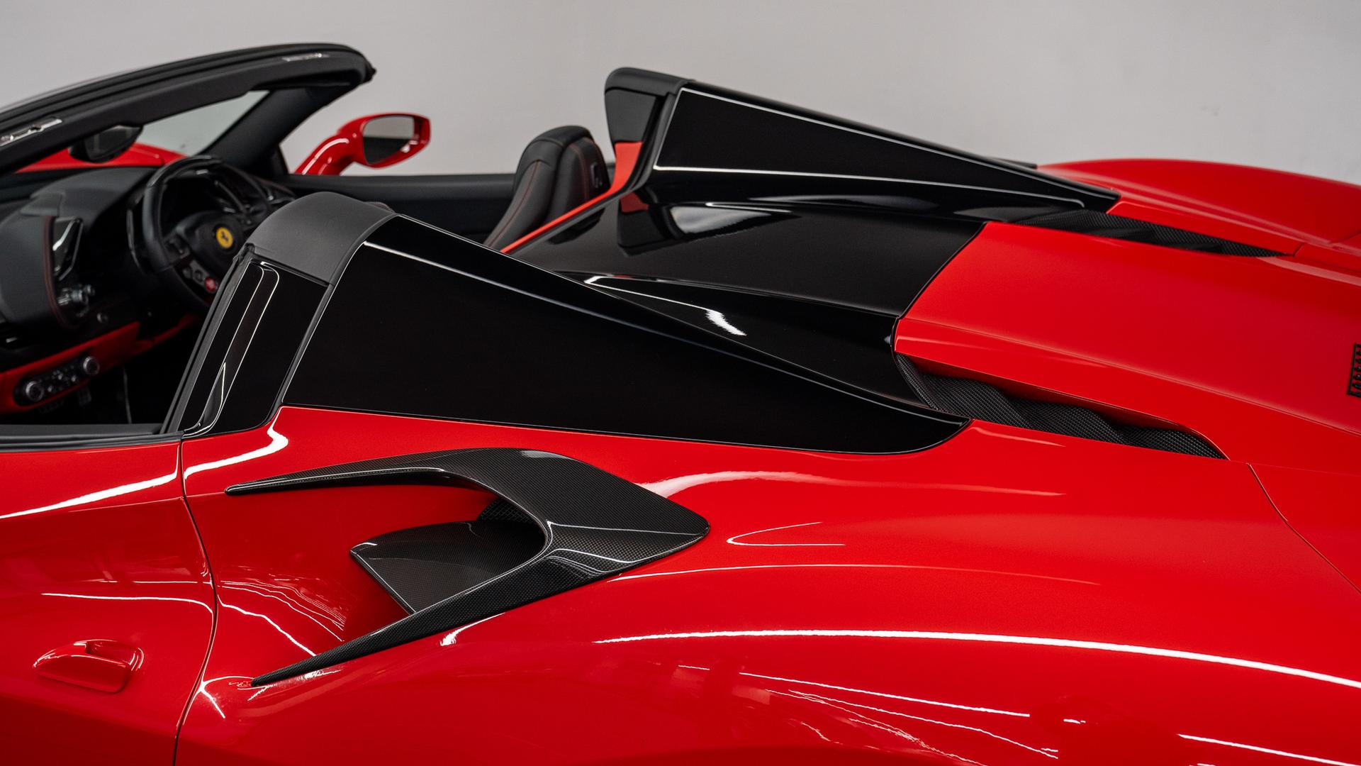 Ferrari 488 Photo a941d93a-c321-4a31-bac2-0011ad48567e.jpg