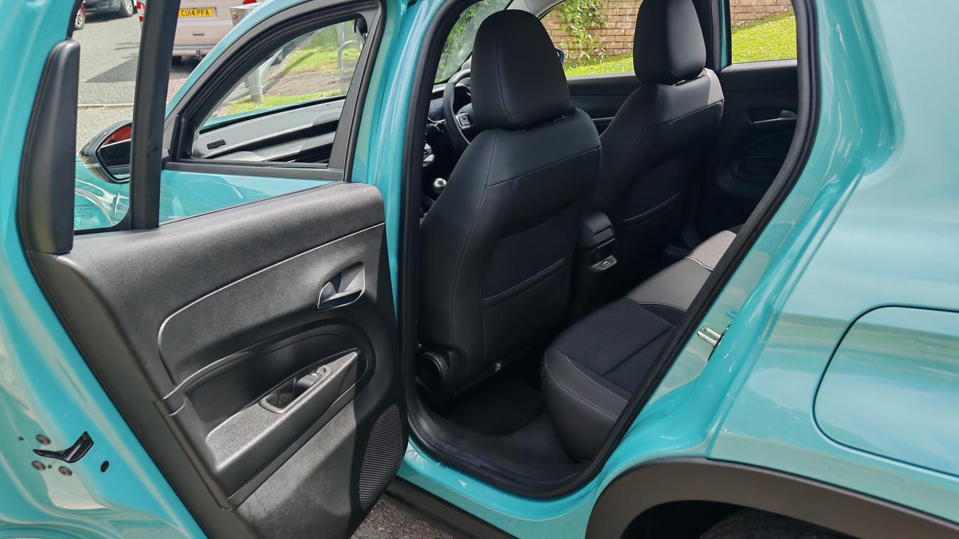 Used Jeep Avenger HX73MPO 19