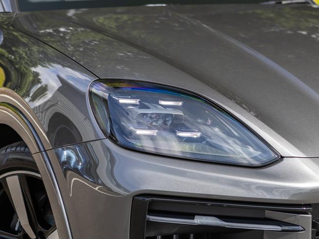 PORSCHE Cayenne Photo 39