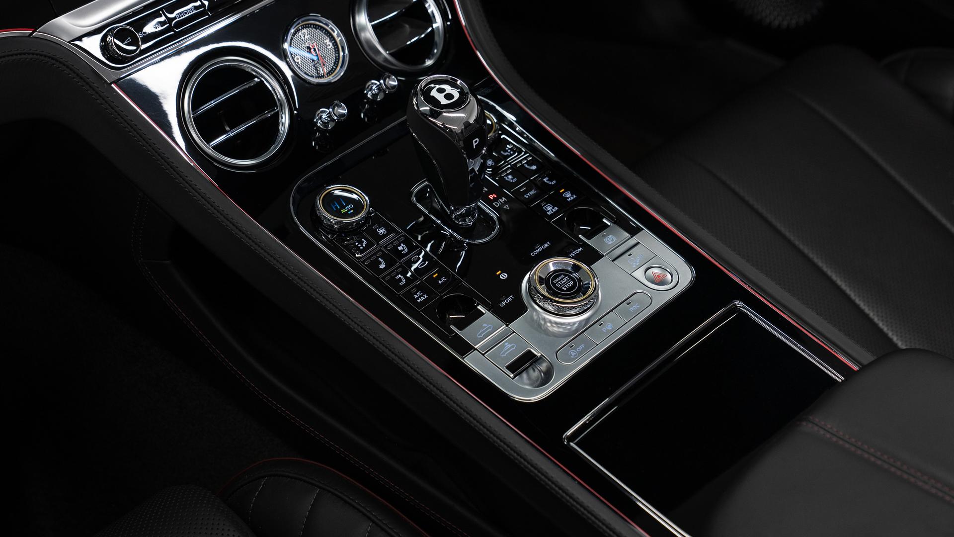 Bentley Continental Photo a9574f3b-8618-4f3f-bb51-f17c109ec7ab.jpg
