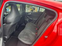 Ford Focus Photo 15