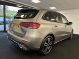 Mercedes-Benz B Class Photo 9