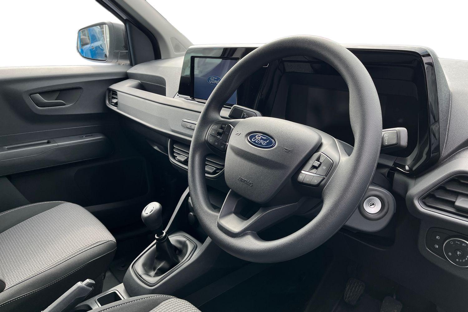 Ford TRANSIT COURIER Photo 14