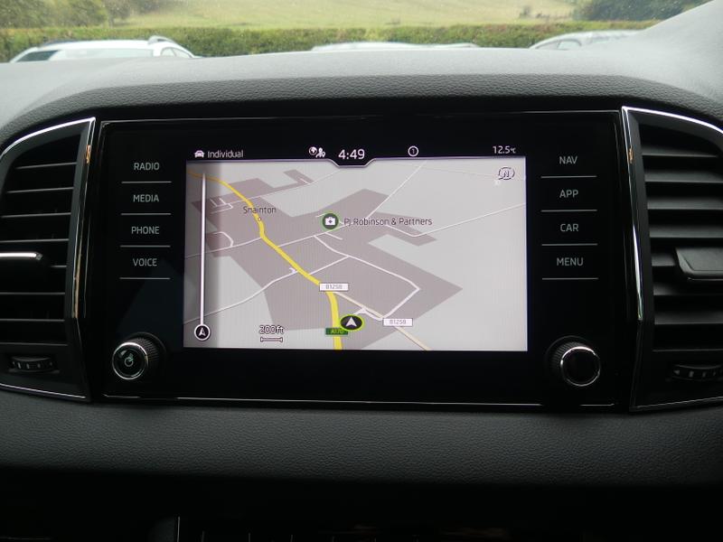 Skoda Karoq Photo a96c473c-edb9-44e7-af08-d4c64a75871b.jpg