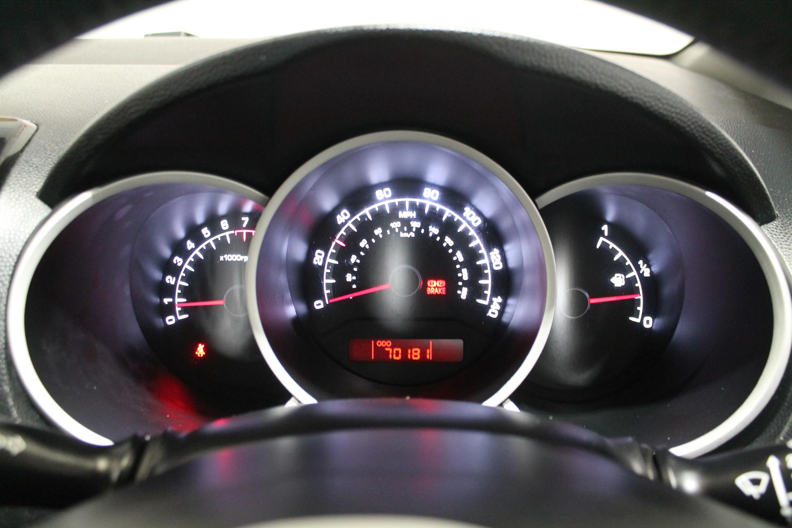 Kia Venga Photo 7