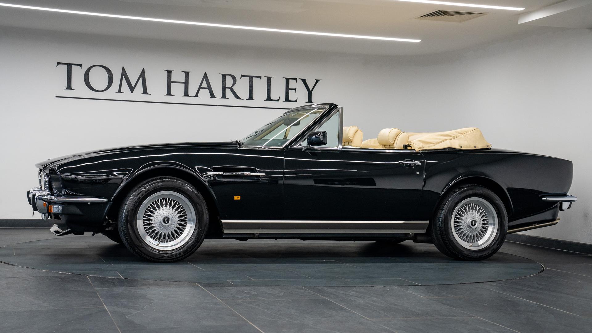 Aston Martin V8 Photo a9854ffb-c878-4497-9c0b-6721d3fc1d9a.jpg