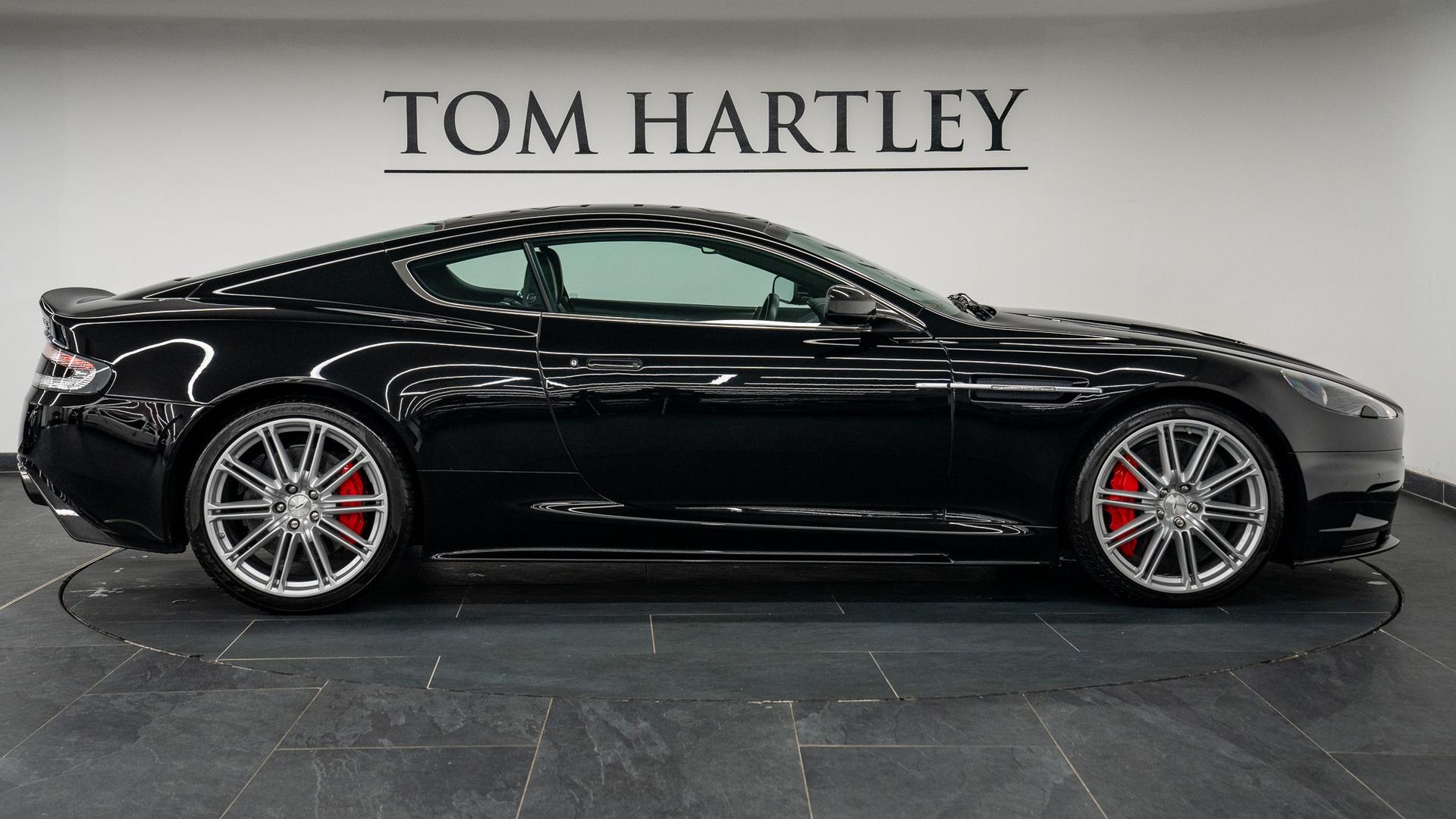 Aston Martin DBS Photo a9a9e189-a233-4ebd-98c4-4548a651bc5a.jpg