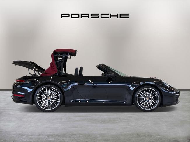 PORSCHE 911 Photo 15