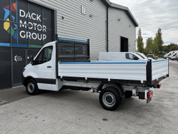 Mercedes-Benz Sprinter Photo 14