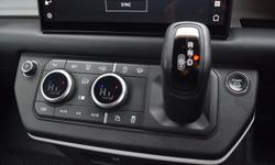 LAND ROVER DEFENDER Photo 25