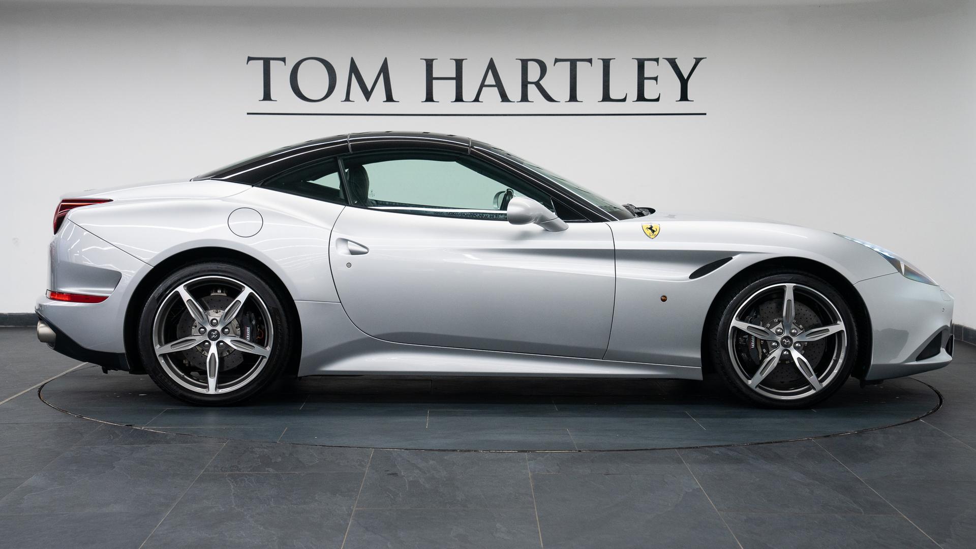 Ferrari California Photo a9febf42-1aaa-41c1-998b-21a17957a298.jpg