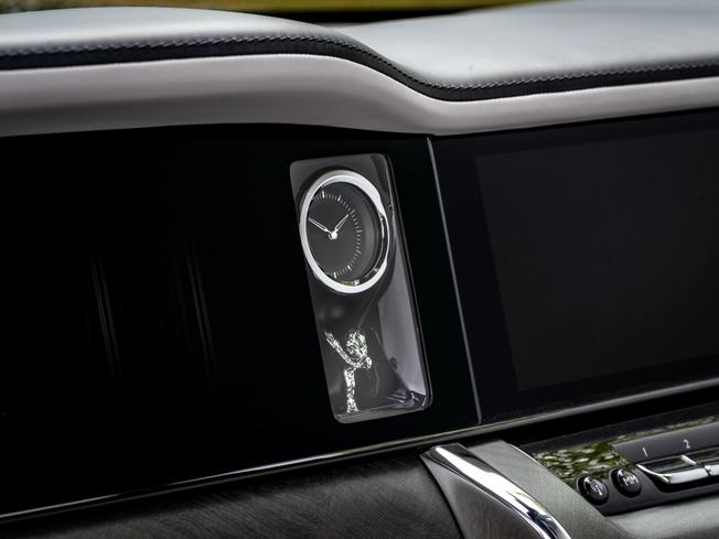 ROLLS-ROYCE Cullinan Series II Photo 23