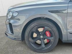 BENTLEY Bentayga Photo 5