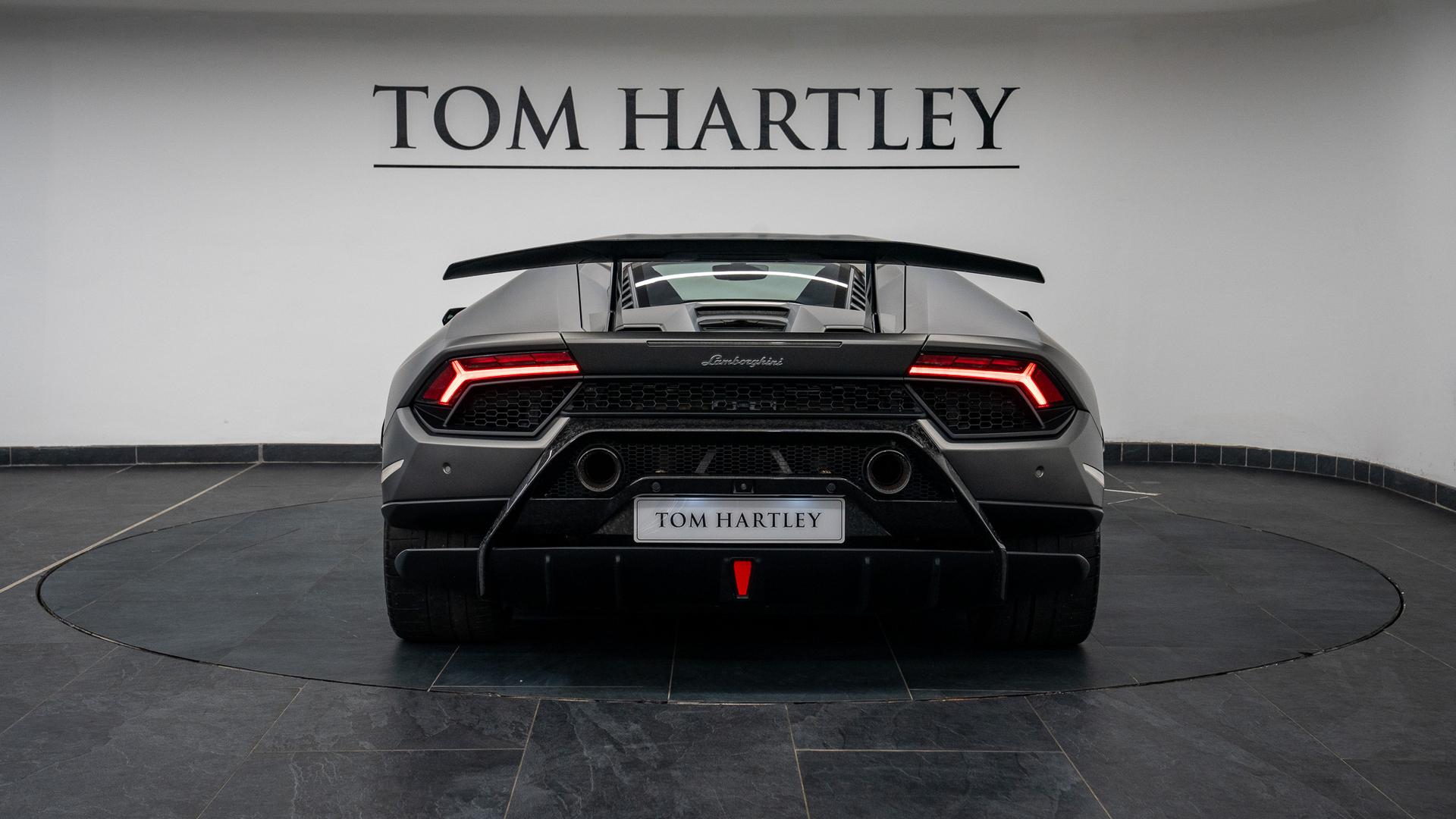 LAMBORGHINI Huracan Photo aa125e9f-b713-4042-ae28-e1f5c345b803.jpg