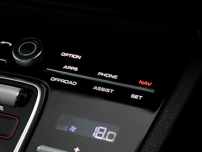 PORSCHE Cayenne Photo 25